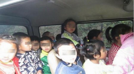 “黑校车”事件带来的思考 2